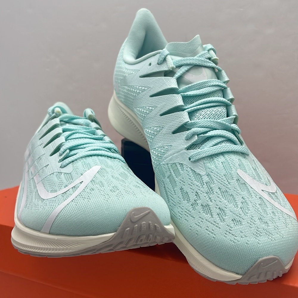 Nike WMNS NIKE ZOOM RIVAL FLY Sneakers 
TEAL TINT/WHITE-GHOST AQUA
CD7287 300 - Picture 5 of 16